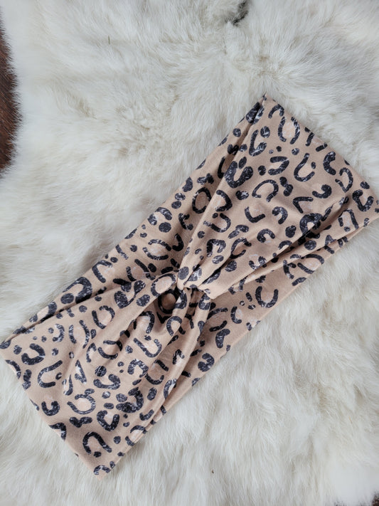 Tan with black sparkle leopard