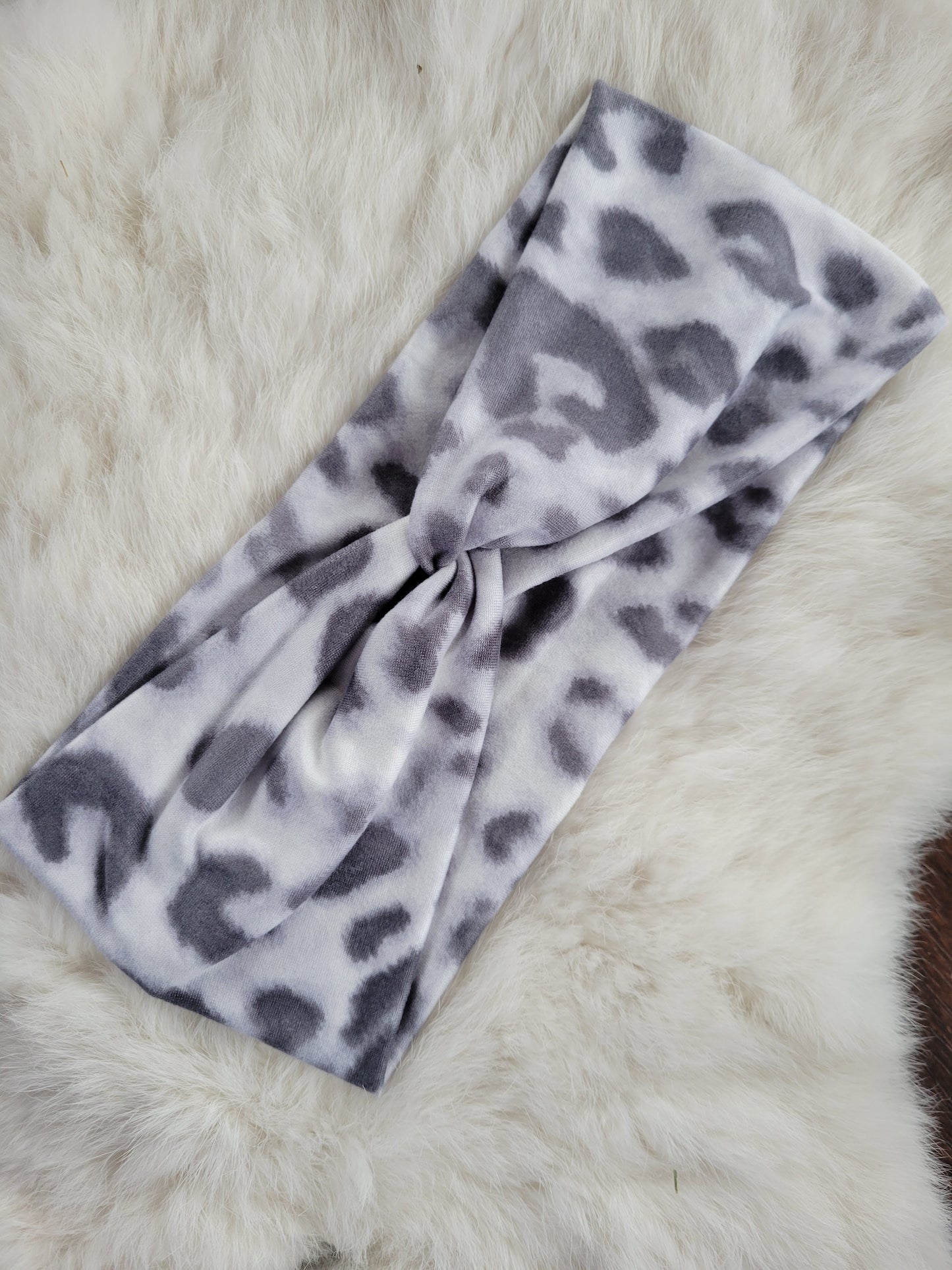 Muted gray leopard