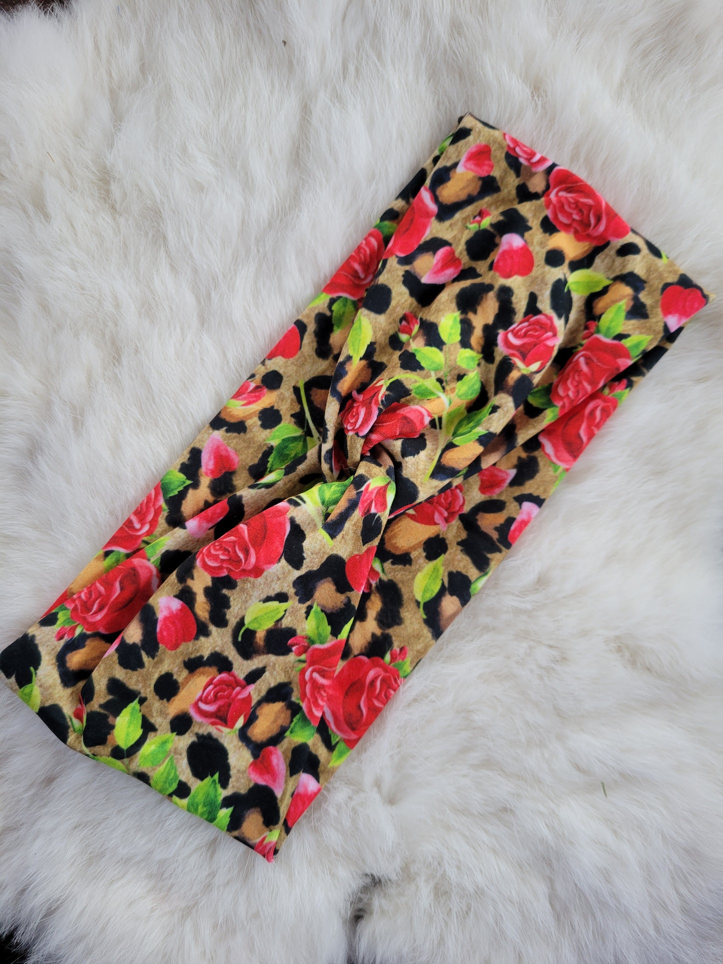 Red rose leopard