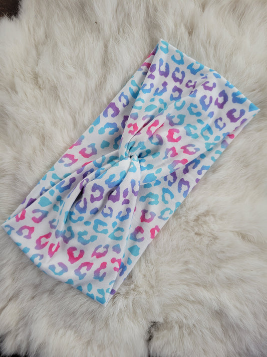 White blue pink purple ombre leopard