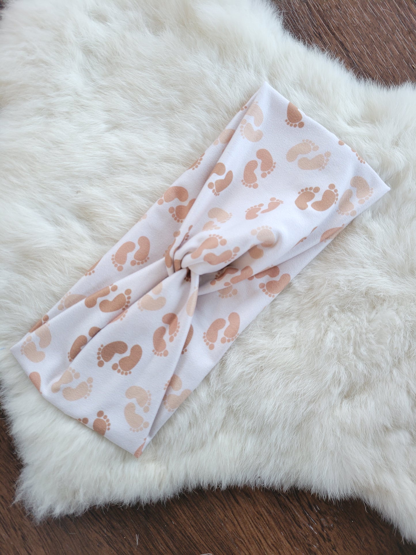Neutrals baby feet