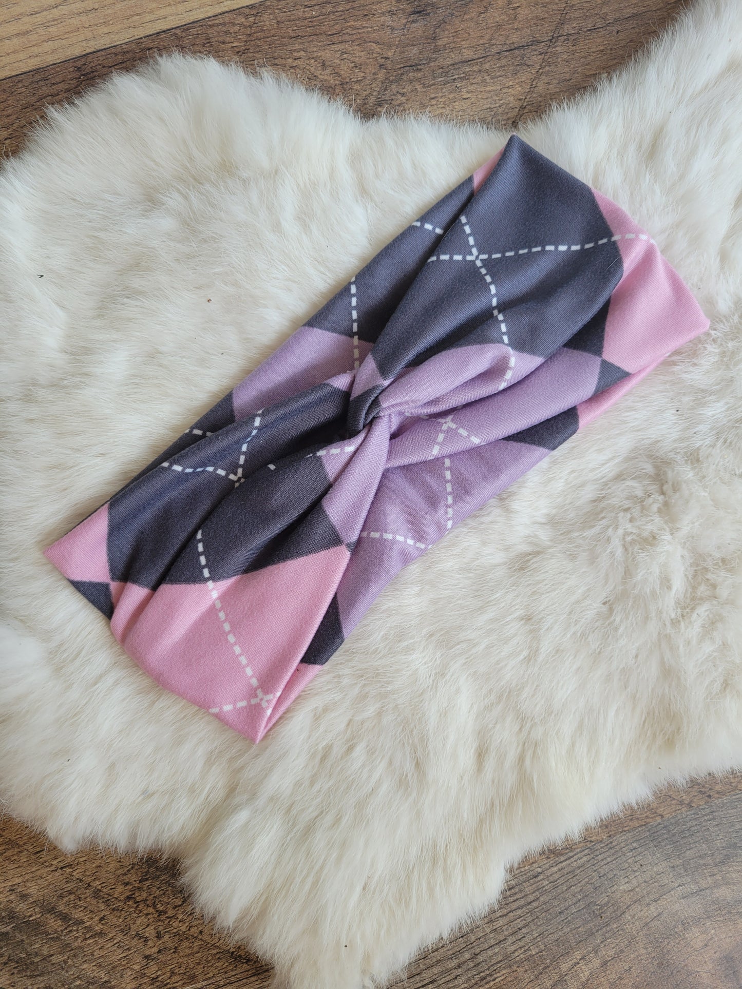 Pink purple gray argyle