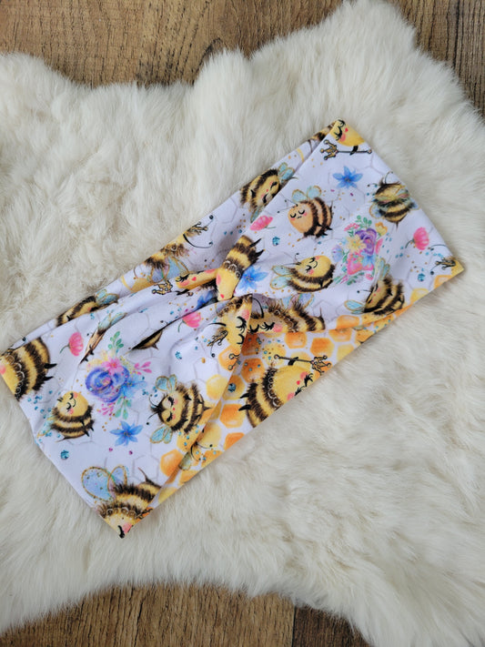 Cute honeybees