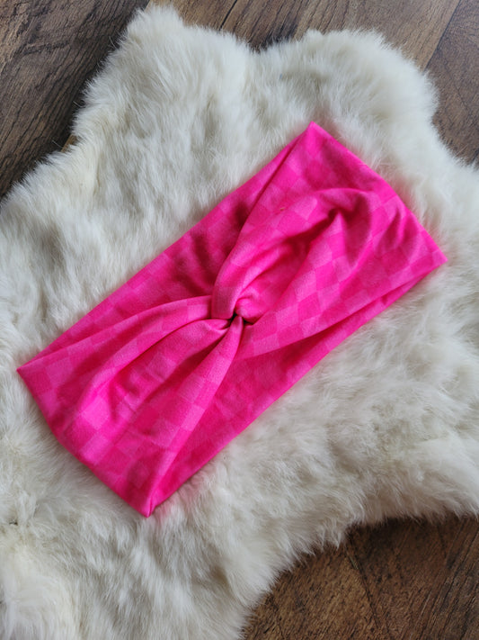 Neon pink checkered