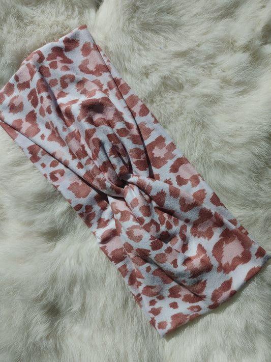 White rose gold leopard