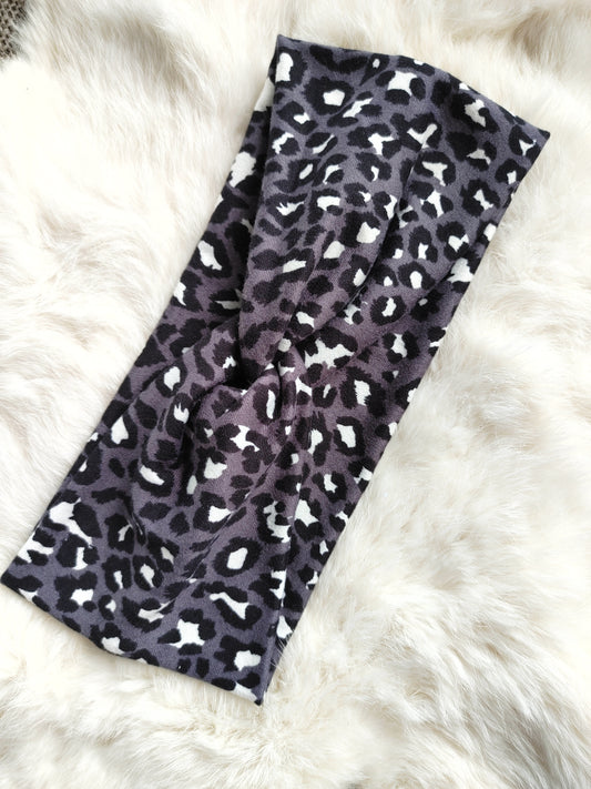 Gray and white leopard
