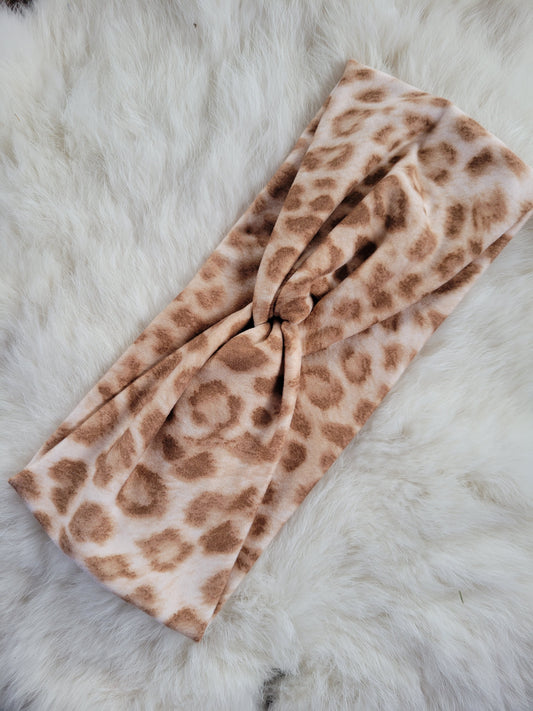 Muted tan leopard
