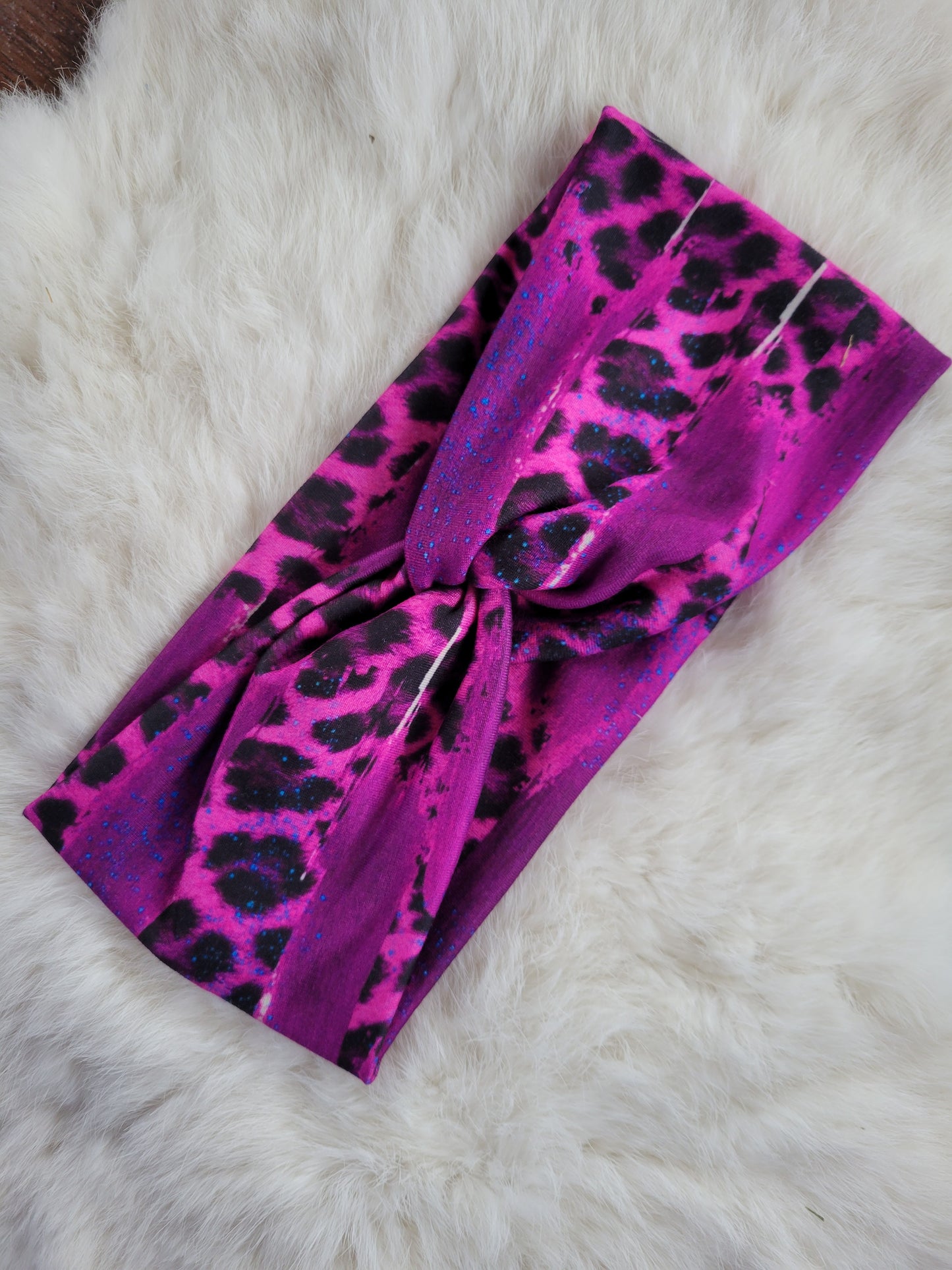 Purple brushstroke leopard
