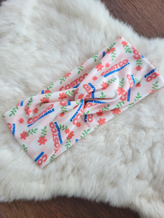 Wholesale store