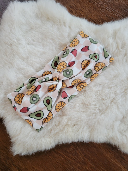 Tan checkered fruit