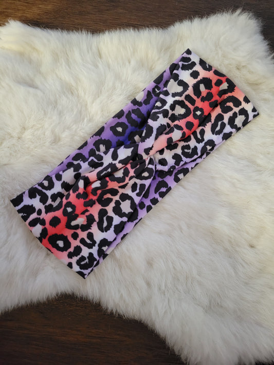 Ombre red white and blue leopard