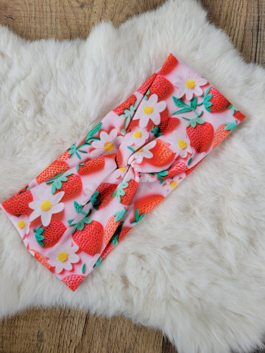 Strawberries and flowers
