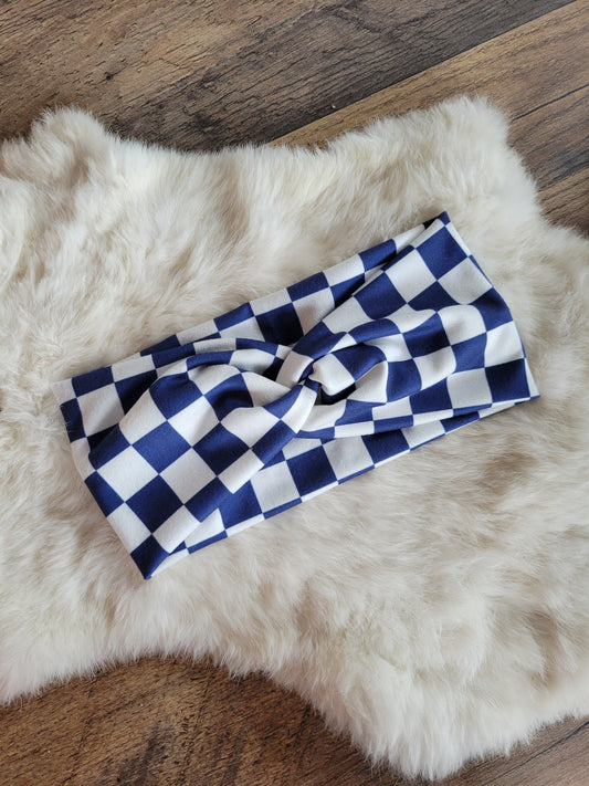 Navy checkered