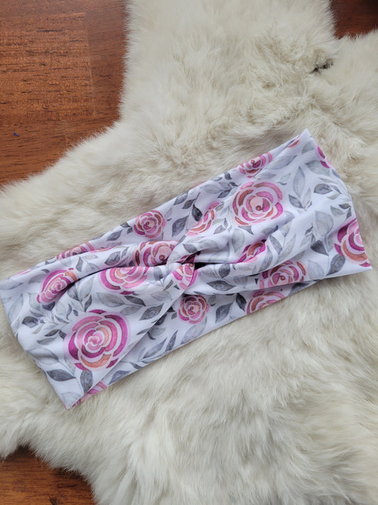 Gray with pink roses