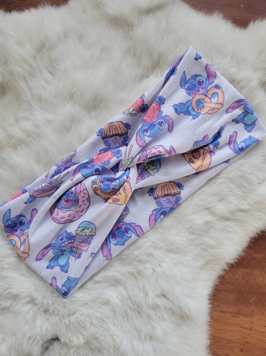 Treat eating stitch