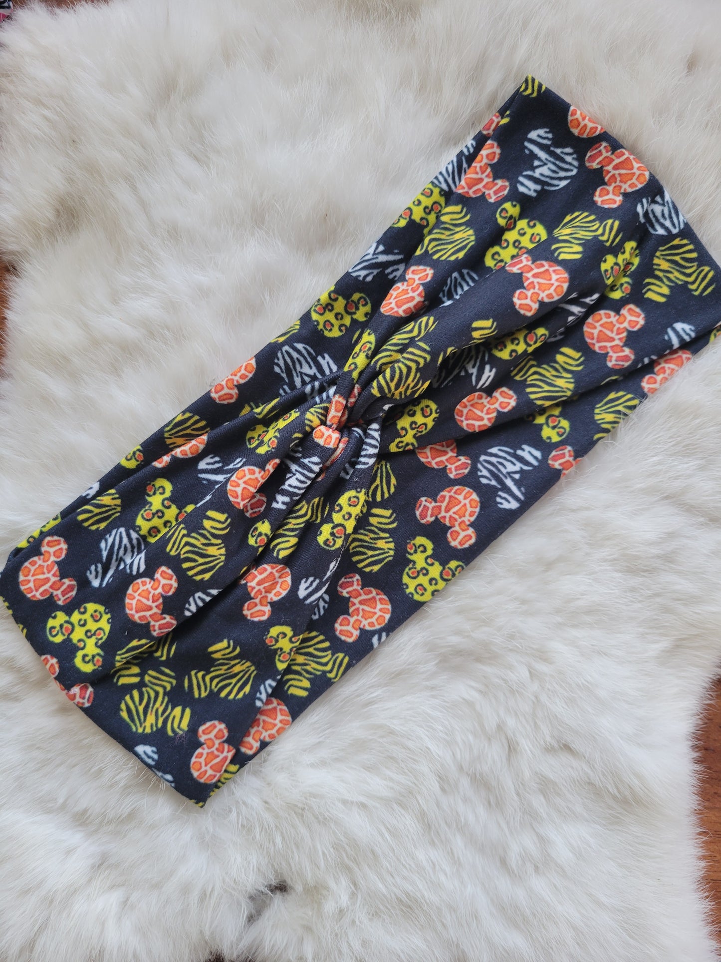 Black with animal print mouse