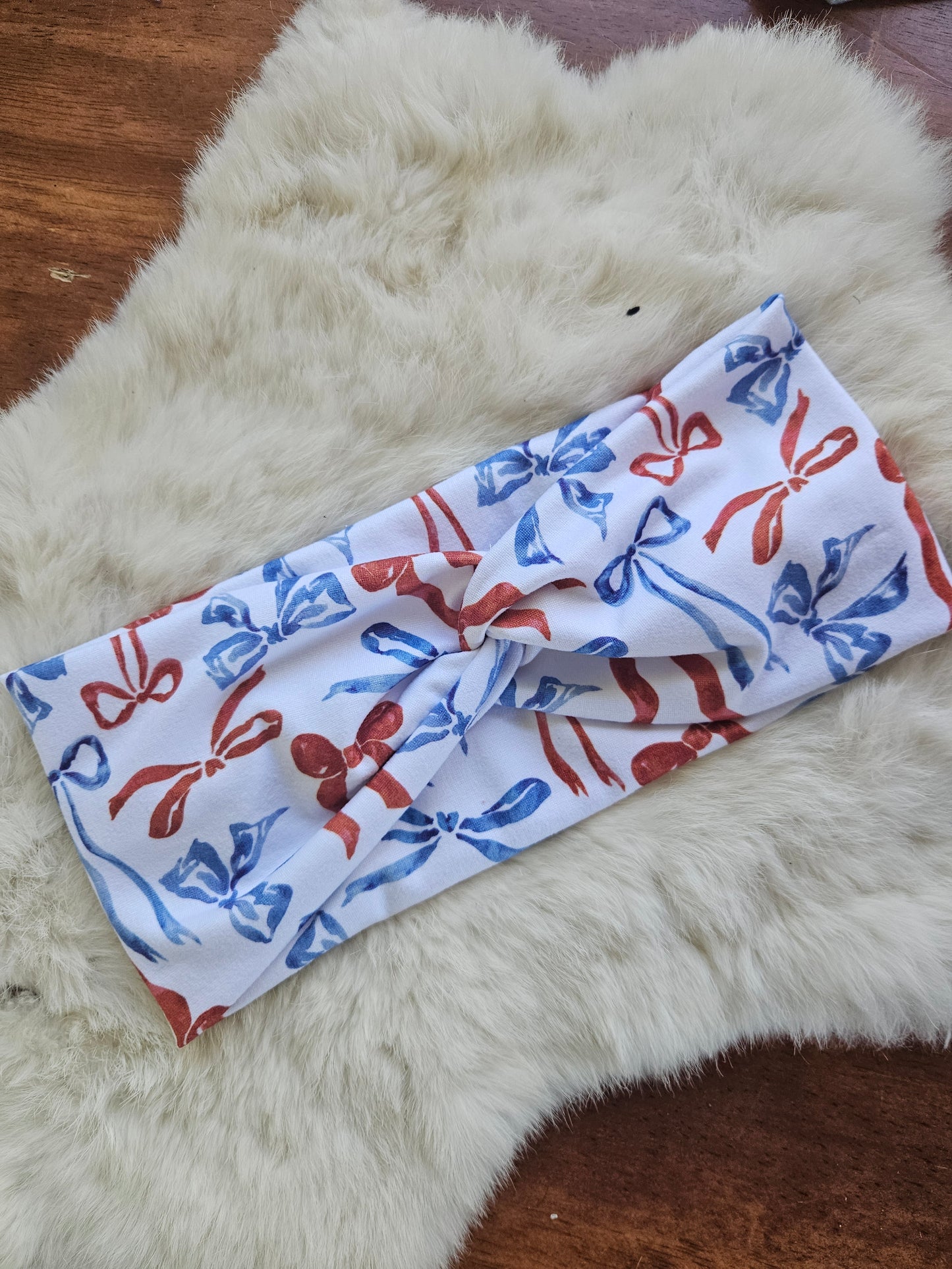Red and blue bows