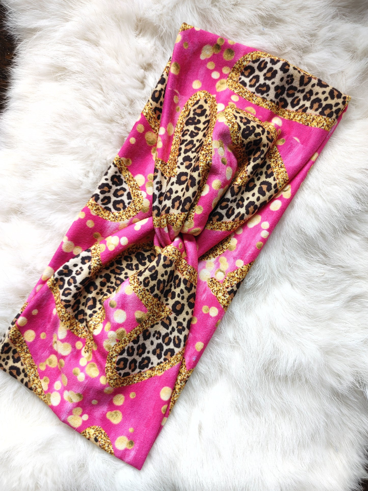 Pink leopard gold hearts