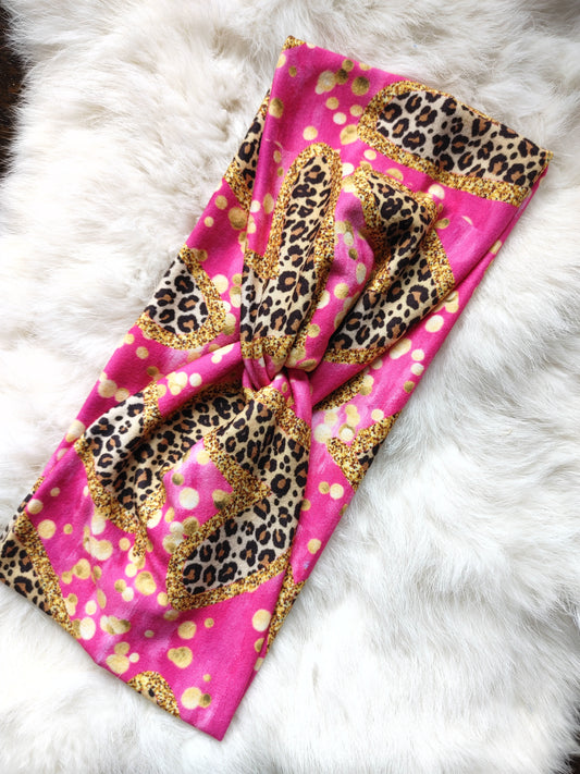 Pink leopard gold hearts
